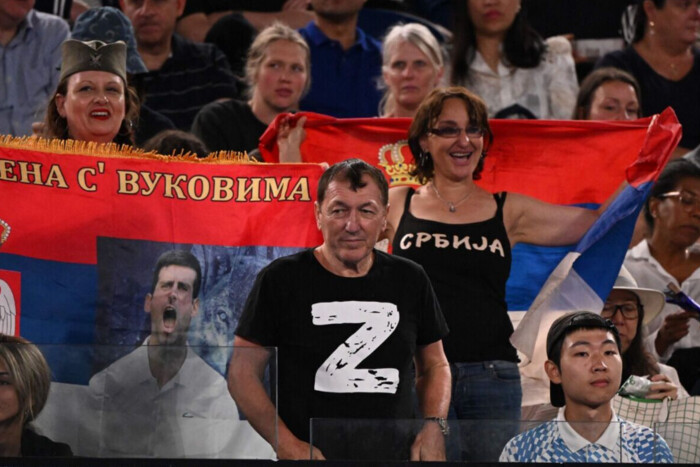 Санкції проти Джоковича та заборона російських символів: скандал довкола фанів сербського тенісиста 