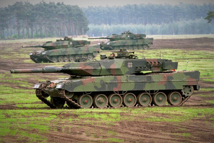 Производитель танков Leopard готов к увеличению спроса на боеприпасы к своей технике