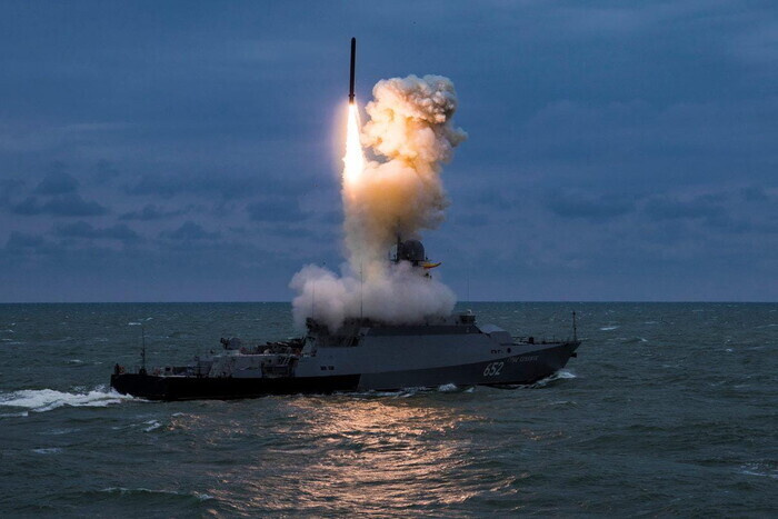 Россия вывела в Черное море 12 кораблей: сколько на них крылатых ракет «Калибр»