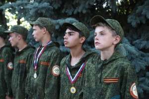 Для чого РФ повертає у школи військову підготовку: пояснення британської розвідки