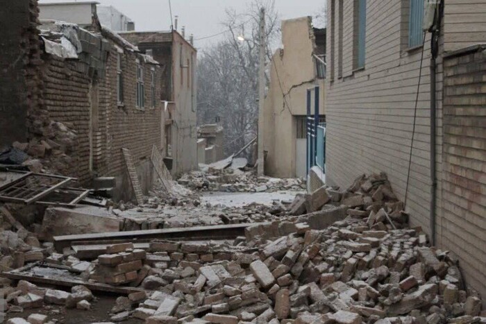 В Иране произошло мощное землетрясение: более 600 пострадавших (фото)