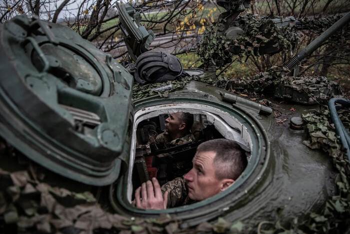 Глухой угол войны. Помогут ли Украине западные танки?