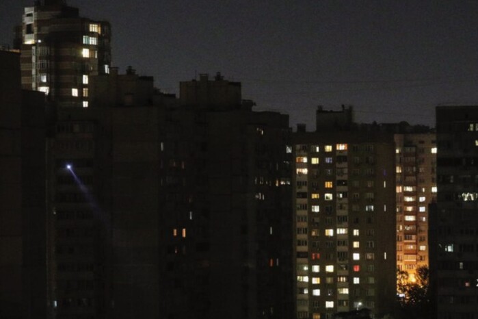 Гендиректор Yasno пояснив, яким будинкам у столиці відключають світло