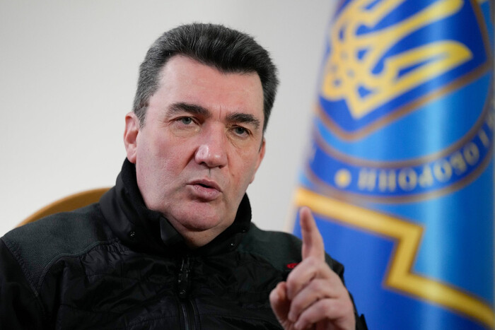 «Хочет кровью украинцев вернуть свои земли». Данилов резко ответил президенту Грузии