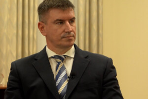 У дивані ексзаступника міністра оборони Миронюка знайшли майже мільйон доларів 