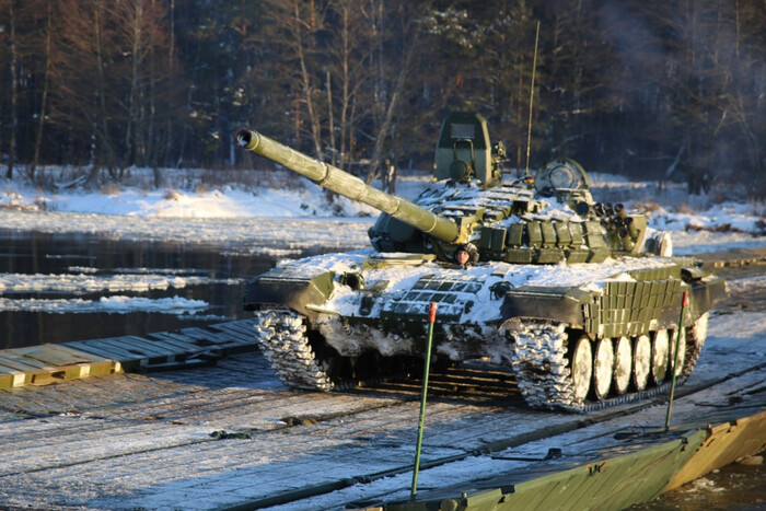 На полигонах Беларуси идет подготовка подразделений врага – Генштаб