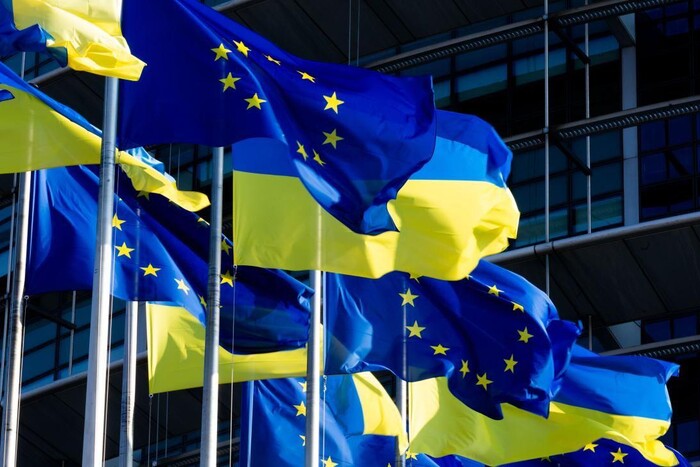 Резолюція ЄС щодо України, чистка кадрів у Міноборони. Головне за 2 лютого