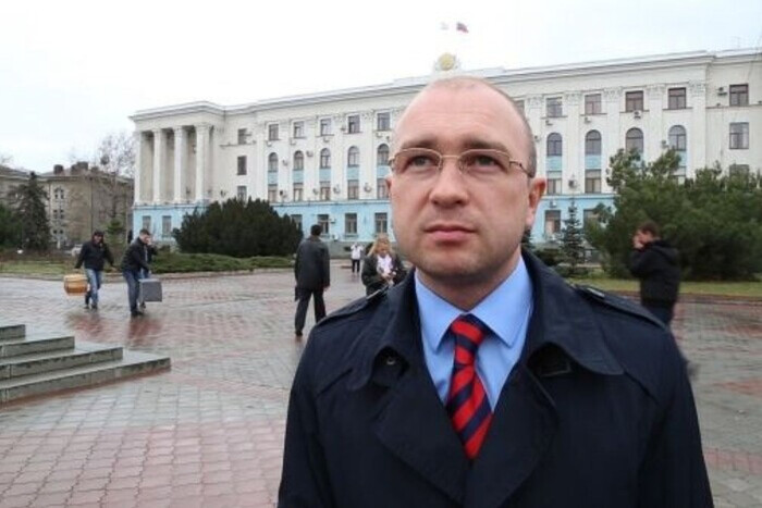 Скандальный чиновник из Минобороны рассказал о своем «российском паспорте»