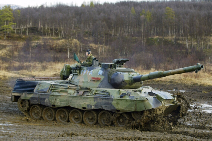 Германия официально подтвердила поставки танков Leopard 1 в Украину