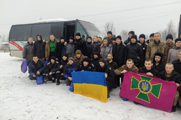 СБУ показала ексклюзивне відео обміну 116 українських полонених
