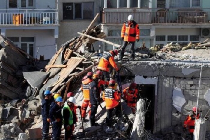 Потужний землетрус у Туреччині: чи є серед постраждалих українці