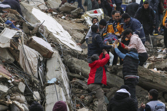 Землетрус у Туреччині. МЗС України оновило дані про постраждалих