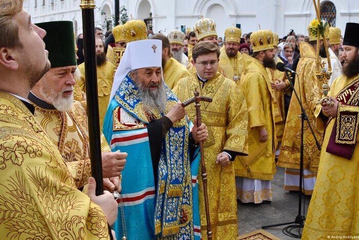 Московська церква погрожує експертам, які підтвердили її зв'язок із Путіним