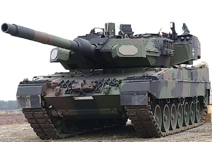 Шольц повідомив, коли Україна отримає обіцяні 80 танків Leopard 2