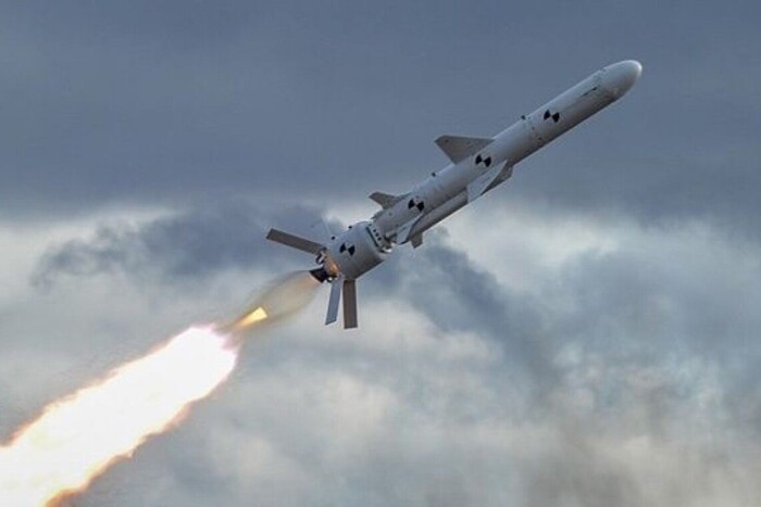 Арестович пояснив, навіщо Росія запустила ракету в повітряний простір Молдови 