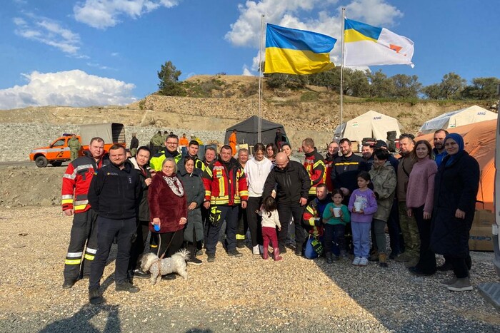 Українців евакуюють з постраждалих від землетрусу районів Туреччини