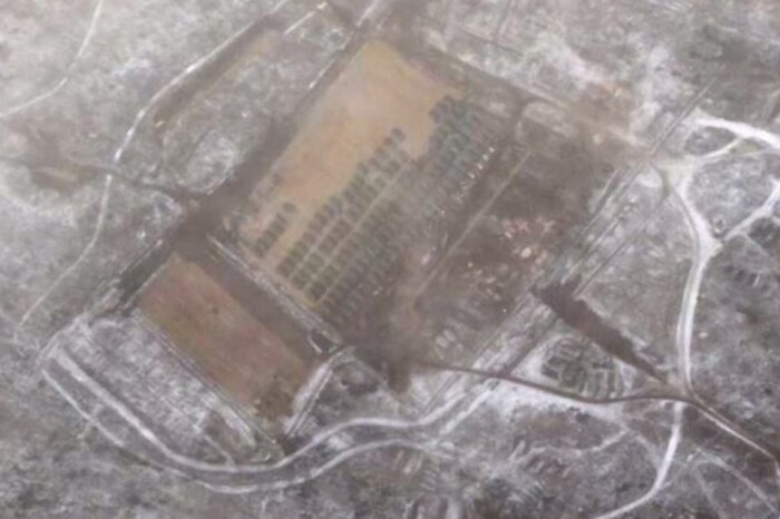 La Russie agrandit les terrains d'entraînement où elle stockait des forces avant l'invasion il y a un an (images satellites)
