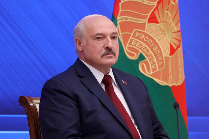 Поражение Путина близко? Лукашенко истерически обратился к миру