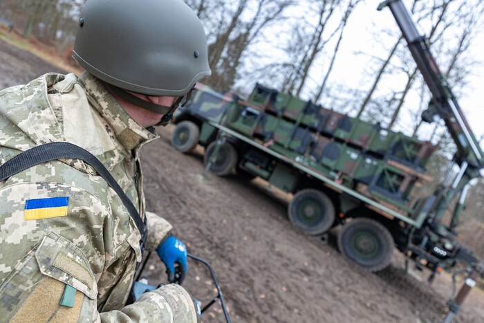 Як українські захисники опановують у Німеччині систему ППО Patriot (фото)