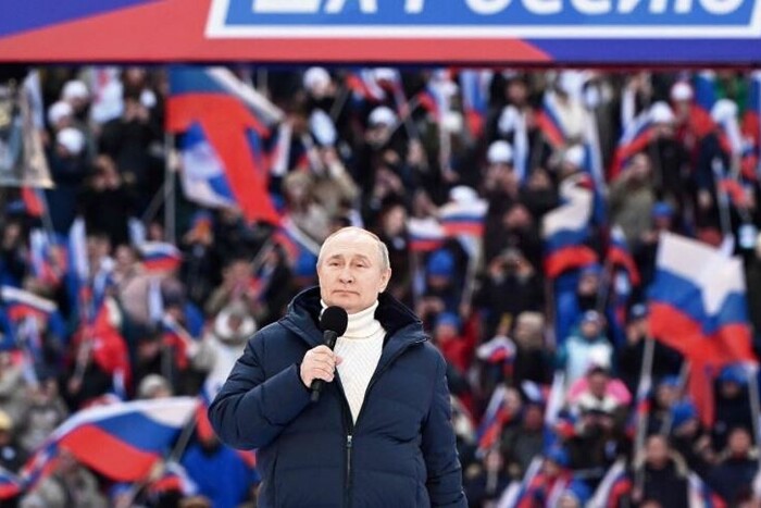 Путін зібрав концерт у «Лужниках»: Банкова поставила діагноз президенту РФ