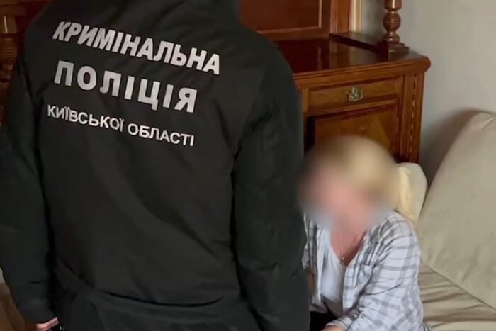 На Київщині сутенерка втягувала дівчат у проституцію (відео)
