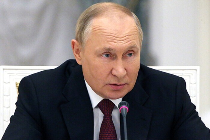 Путін пояснив, чому чиновники позіхали під час його послання (відео)