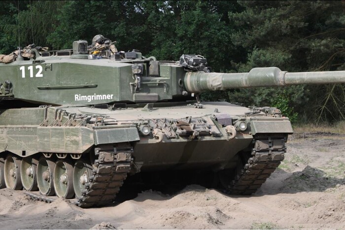 Перші танки Leopard 2 вже в Україні
