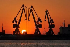 Рада зупинила дію договорів із РФ про співпрацю в Азовському морі