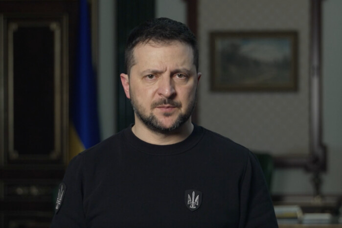 Зеленський повідомив про болісні бої на Донбасі 