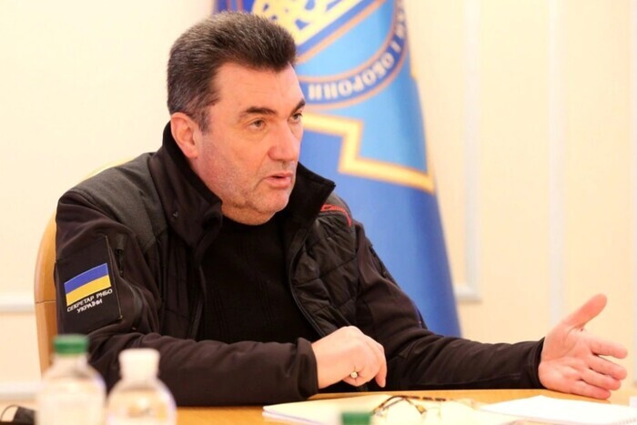 Данилов объяснил, почему власти не предупредили украинцев о полномасштабном вторжении