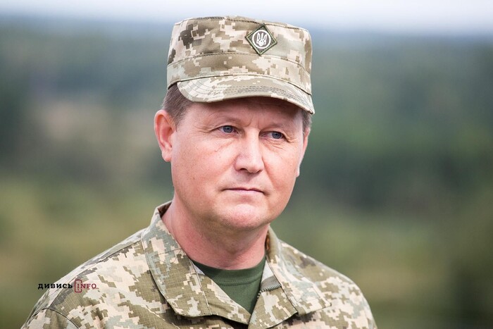 Зеленський звільнив командувача об’єднаних сил
