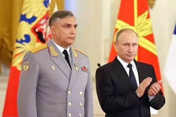 Секс-скандал із російським генералом: у мережу потрапило інтимне листування (фото) 