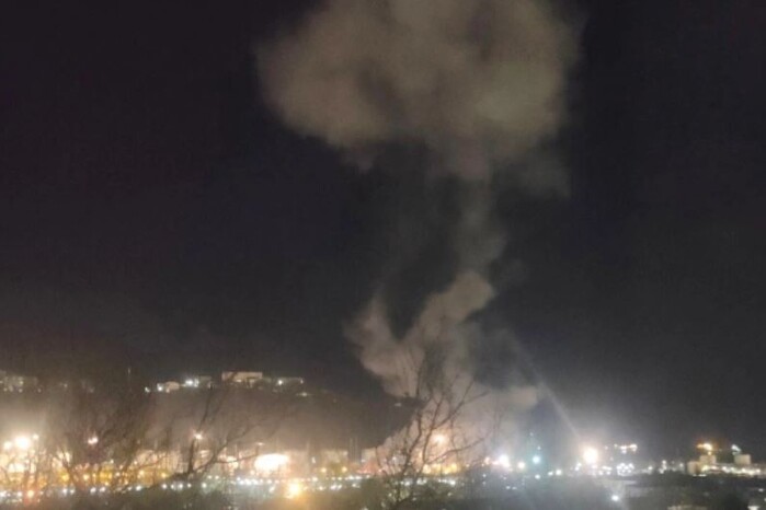 У Росії вночі горіла нафтобаза та лунали вибухи (фото, відео)