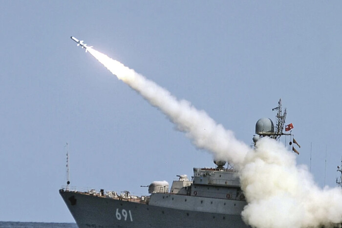 Попри готовність, росіяни переносять ракетний удар: Кім назвав причину