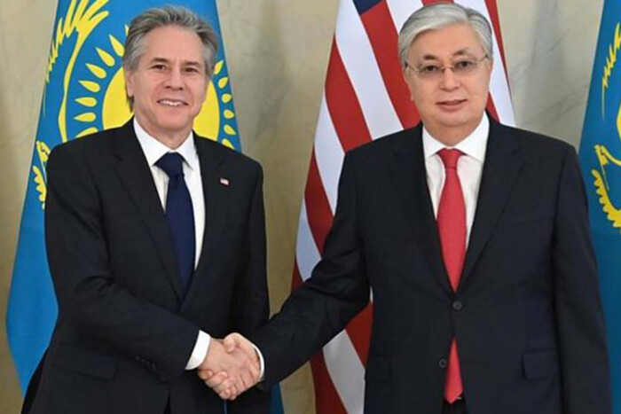Державний секретар США пообіцяв активну підтримку Казахстану