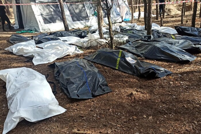 Ізюм: в масовому похованні 122 тіла не вдалося ідентифікувати