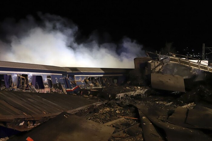Масштабна залізнична катастрофа у Греції: вже відомо про кількість загиблих (оновлено)