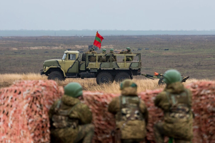 Ситуация в Приднестровье обостряется. Россия начала подготовку военных