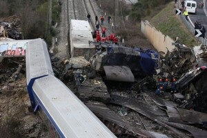 Катастрофа в Греції: влада назвала причину аварії на залізниці