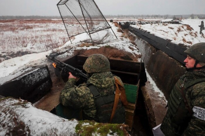Росіяни облаштовують позиції поблизу українсько-білоруського кордону
