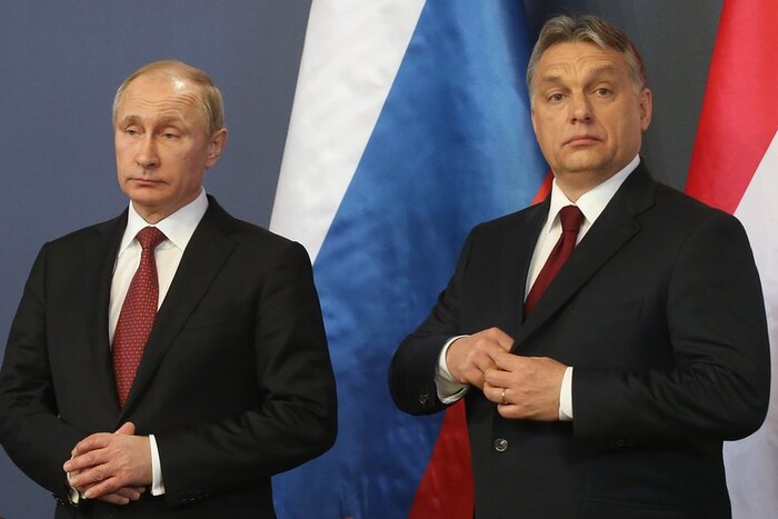 Росія призупинила дипломатичний безвіз для Угорщини