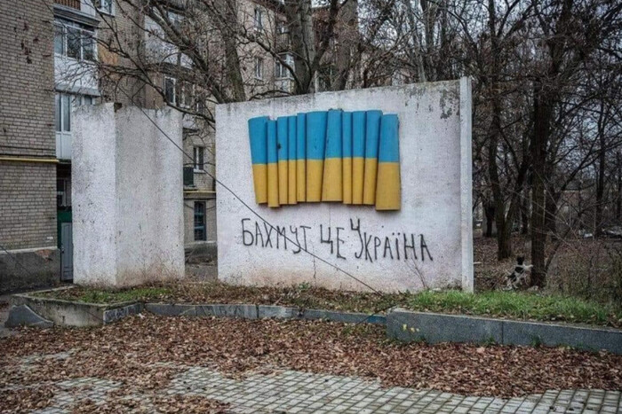 Данилов назвал потери россиян и Украины в Бахмуте