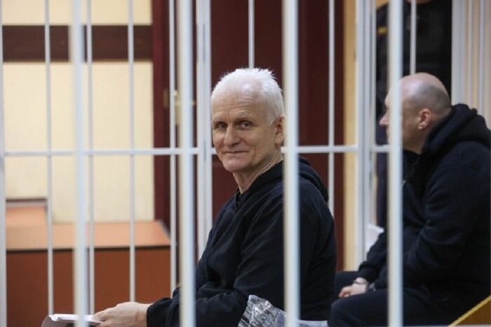 Білоруський суд засудив нобелівського лауреата Біляцького на 10 років колонії