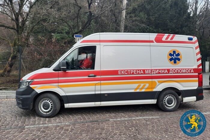На Львівщині рецидивіст змушував медиків реанімувати тіло мертвої людини