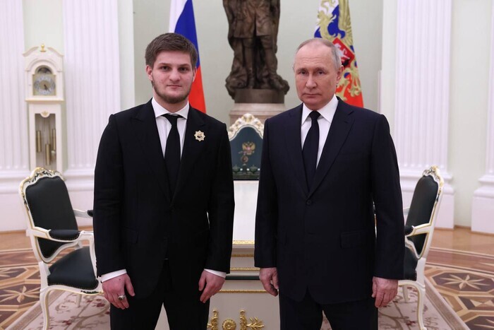 Кадыров, которому приписывают тяжелую болезнь, представил Путину своего преемника (фото)