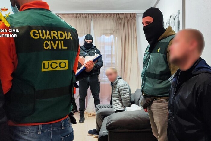 В Испании задержали банду, грабившую дома украинских беженцев