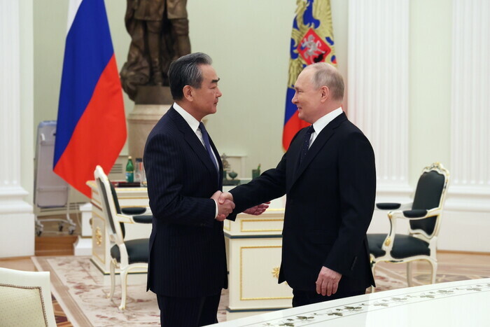 Китай должен сделать выбор, действительно ли он хочет стать на сторону Путина – Кирби