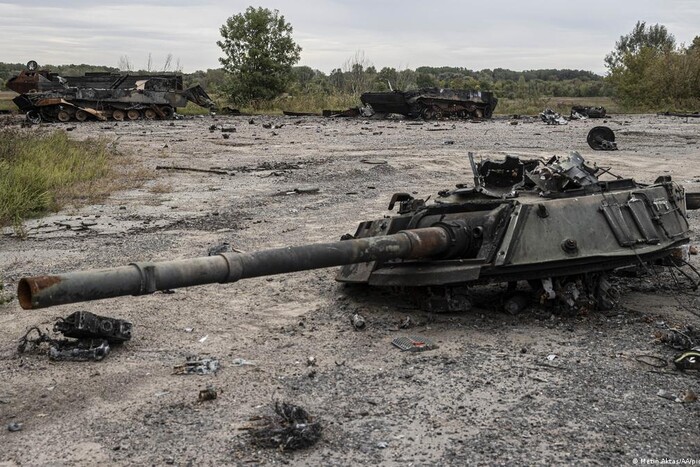 В России не хотят уходить с оккупированных территорий Украины. Что с этим делать