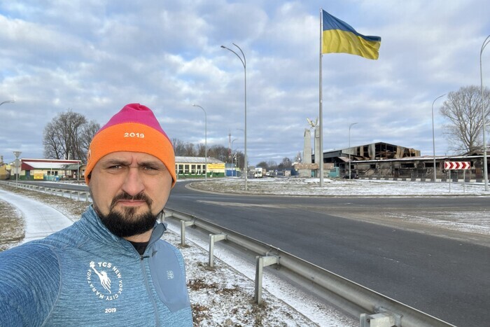 Уволенный глава «Укрзализныци» Камышин пробежал марафон