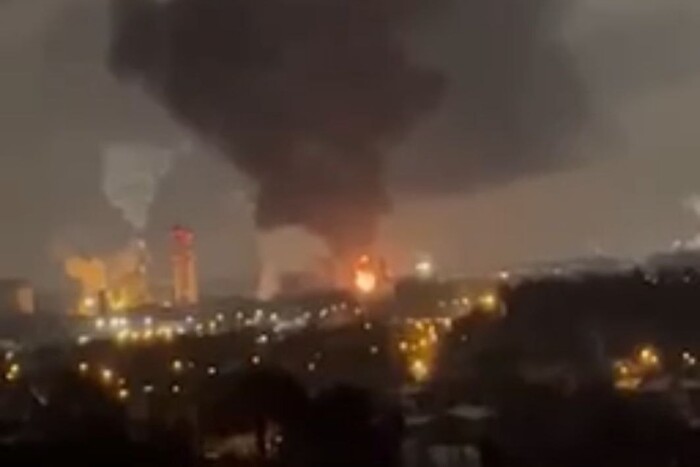 Під Москвою через вибух горить коксогазовий завод (відео)
